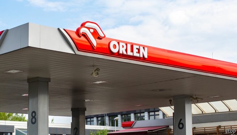 Orlen запускает скидки на топливо. 35 грошей за литр каждые выходные