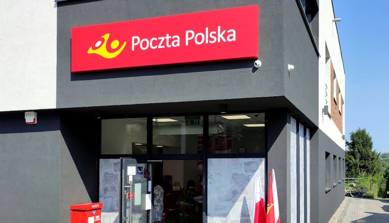 Poczta Polska ищет деньги в недвижимости после минуса на продажах